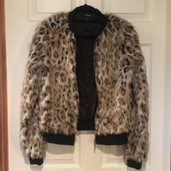 Forever 21 Jackets & Blazers - Faux Fur Cheetah Hoodie